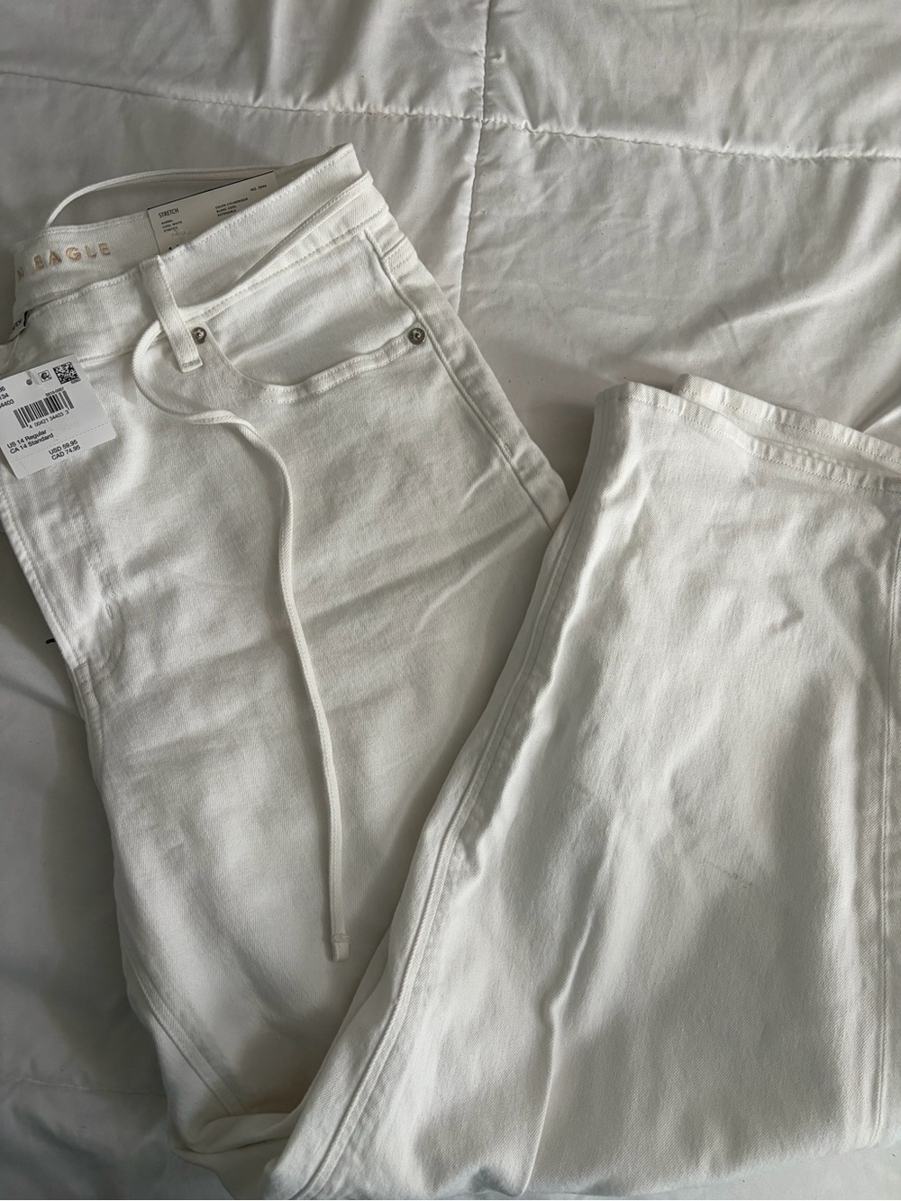 AE White High-Rise white stretch barrel jeans - Women